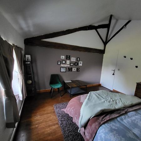 Chambres D Hotes L'Agape Saint-Martial-sur-Isop Oda fotoğraf