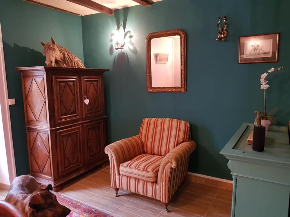 Chambres D Hotes L'Agape Saint-Martial-sur-Isop Dış mekan fotoğraf
