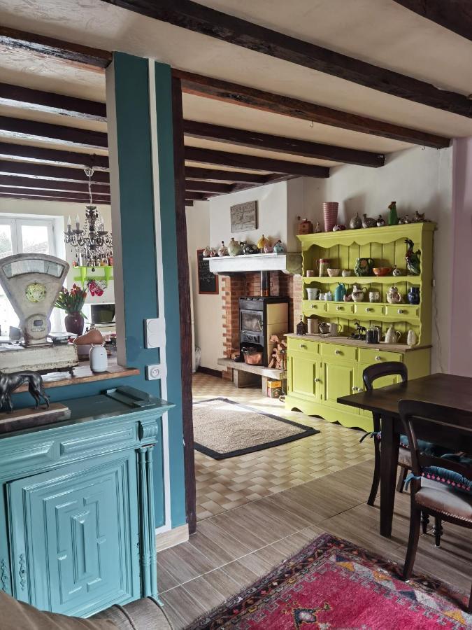 Chambres D Hotes L'Agape Saint-Martial-sur-Isop Dış mekan fotoğraf